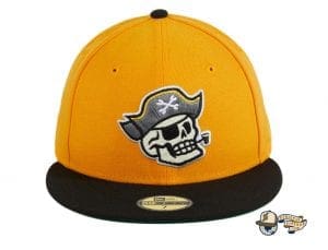 Pirate Skull Gold Black 59Fifty Fitted Hat by Chamucos Studio x New Era Front