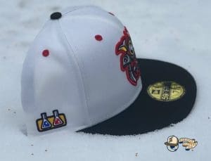 The K-Wax 59Fifty Fitted Hat by The Capologists x New Era Right