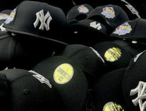 New York Yankees 1999 World Series Black Silver 59Fifty Fitted Hat by MLB x New Era Right
