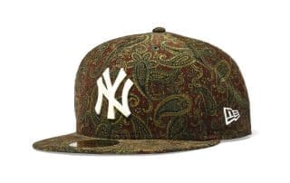 New York Yankees Paisley 59Fifty Fitted Hat by MLB x New Era