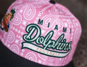 Miami Dolphins 1998 Pro Bowl Pink Paisley Black 59Fifty Fitted Hat by NFL x New Era Front